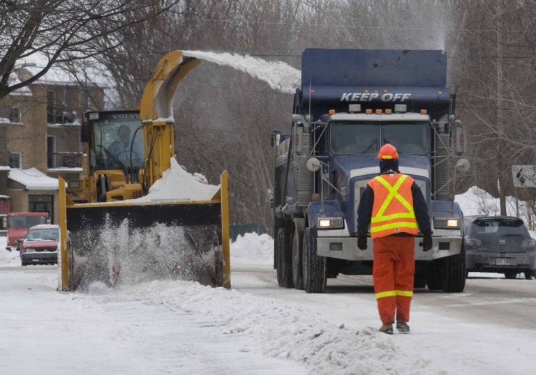 Les conditions météo extrêmes complexifient la tâche