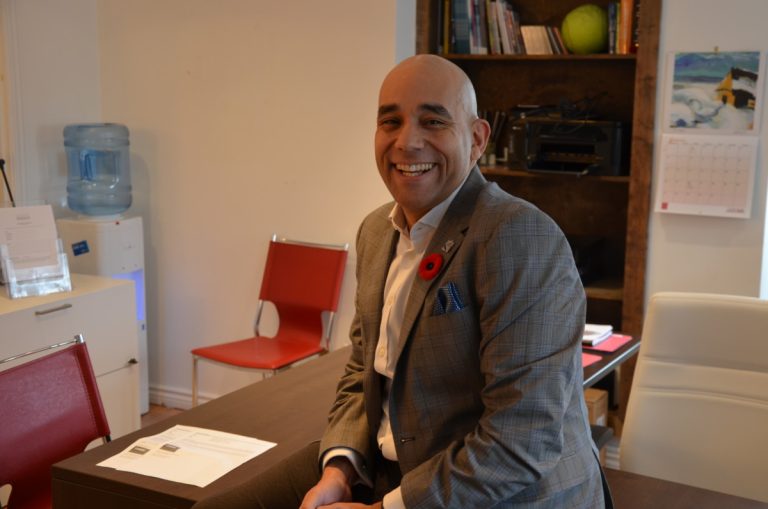 Skeete défend la maternelle 4 ans