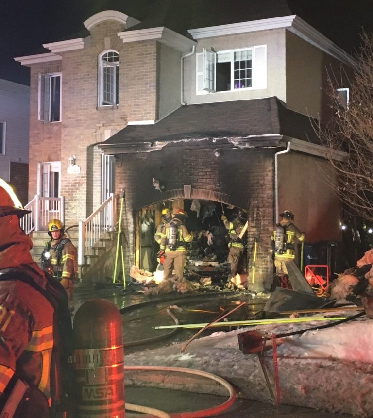 Deux citoyens à la rue pour un problème de véhicule