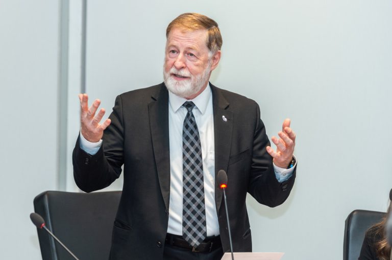 Le salaire du maire a grimpé de 28 %