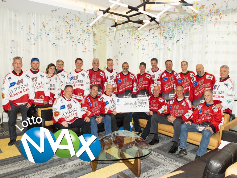 175 456 $ pour terminer leur saison de hockey