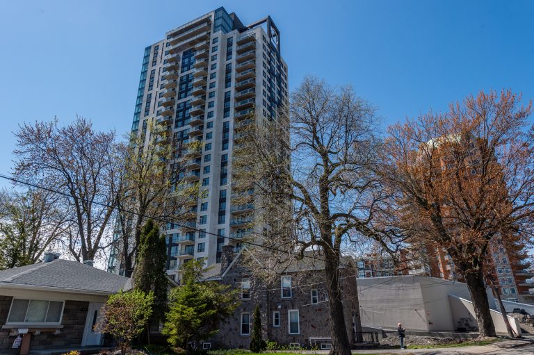 La vocation d’une tour d’habitation attire l’attention de l’ombudsman