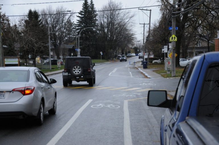 On marchera pour le retrait d’une piste cyclable