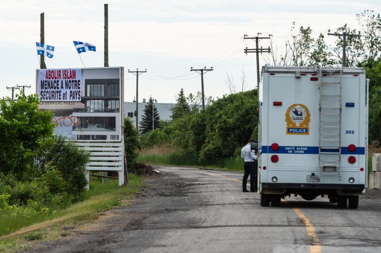 Slogans haineux à l’ancien ciné-parc