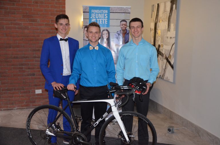 Trio à vélo pour la santé mentale