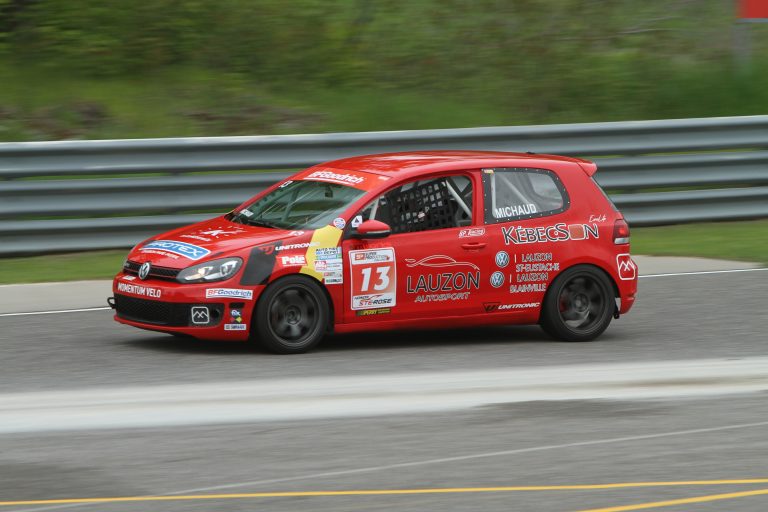 Patrick Michaud performe malgré la controverse