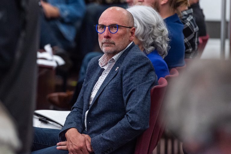 Michel Trottier se lance