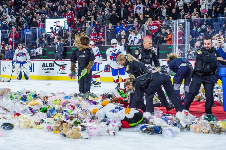 Pluie de peluches dans la défaite