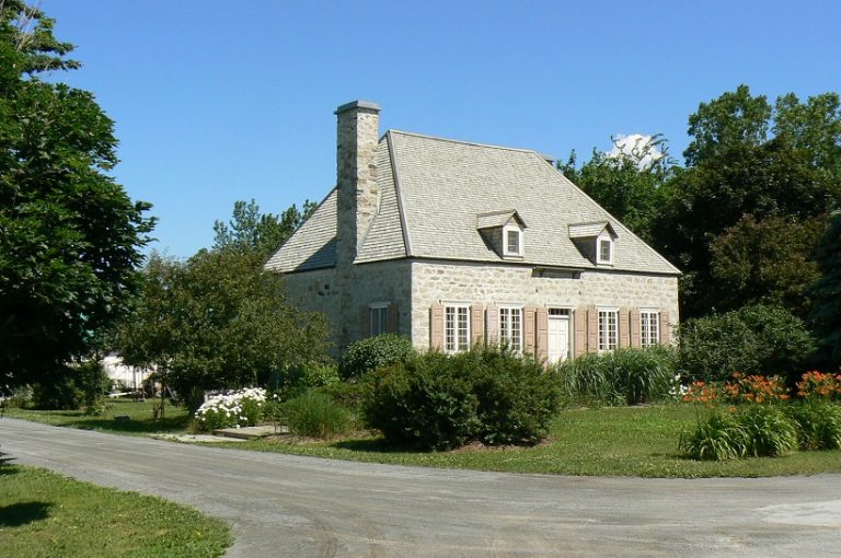 Laval acquiert une maison ancestrale