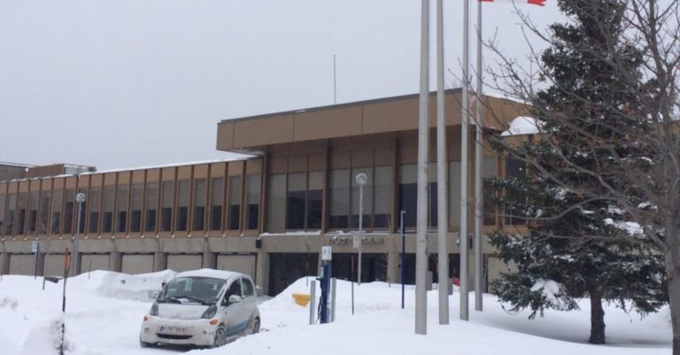 Contrats et tolérance de stationnement stationnement