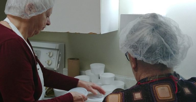 Les popotes roulantes maintiennent le service APRL