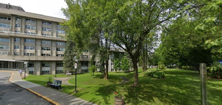 Les employés du CHSLD Sainte-Dorothée seront testés CHSLD