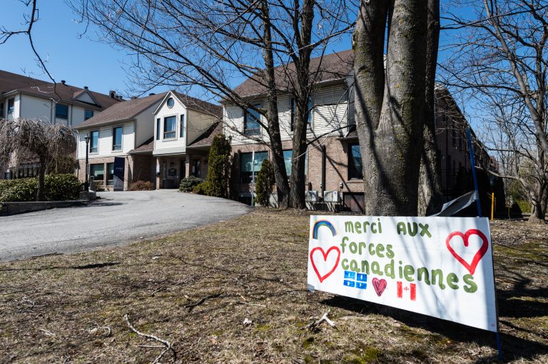 L’armée ne suffit pas à la Villa Val des Abres Villa Val des Arbres