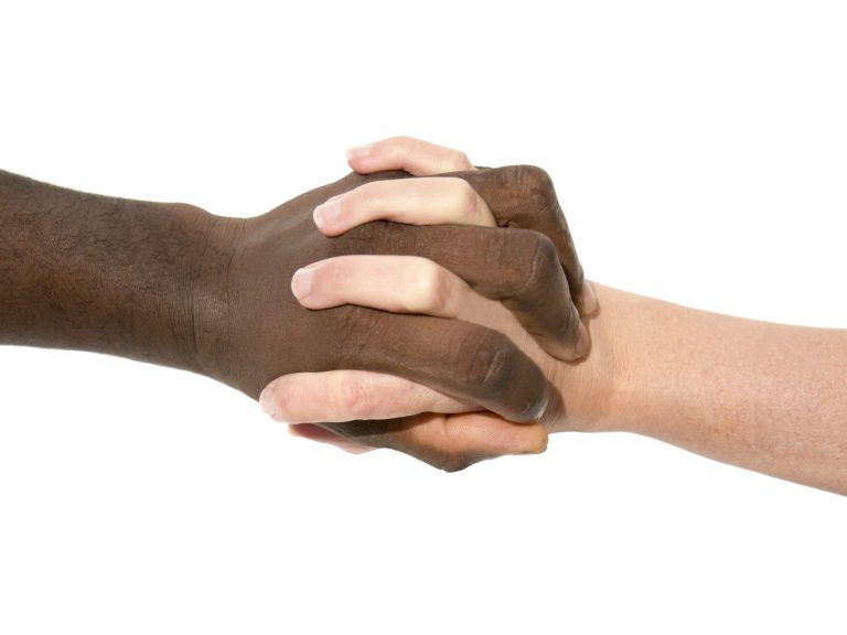 relations raciales Laval