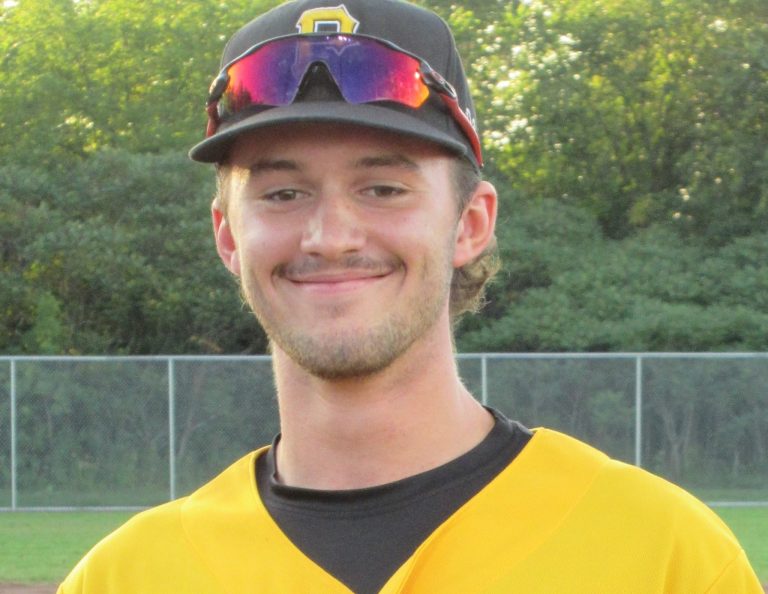 Jacob Carroll joueur du mois Pirates de Laval Jacob Carroll