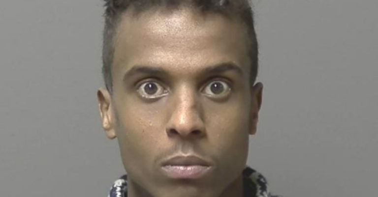 Homme recherché faisant l’objet d’un mandat d’arrestation Mourad