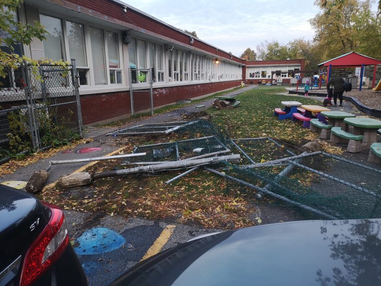 CPE Pont-Viau Accident Clôture