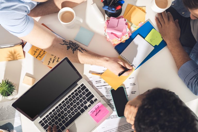 SQ Arrestations Vol Identité fraude milieu de l'enseignement