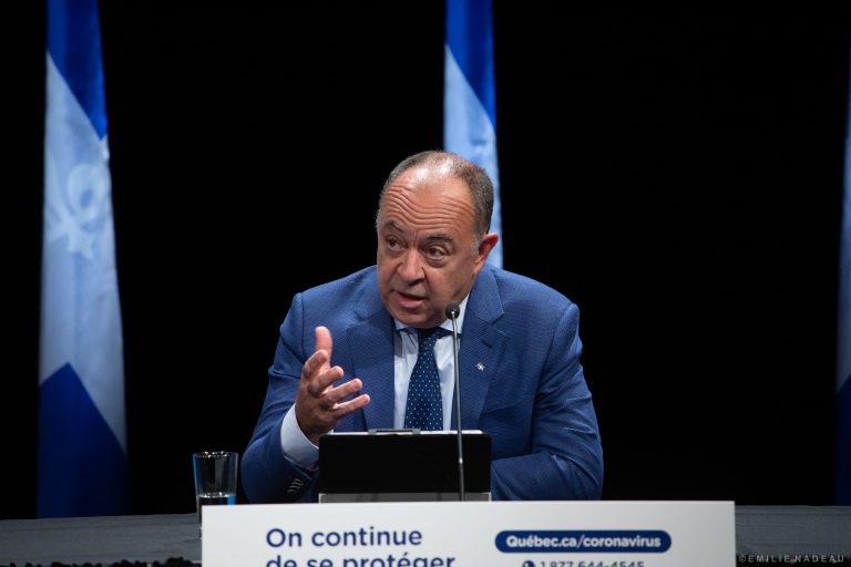 Christian Dubé choqué par le comportement des voyageurs à l’étranger ministre Christian Dubé