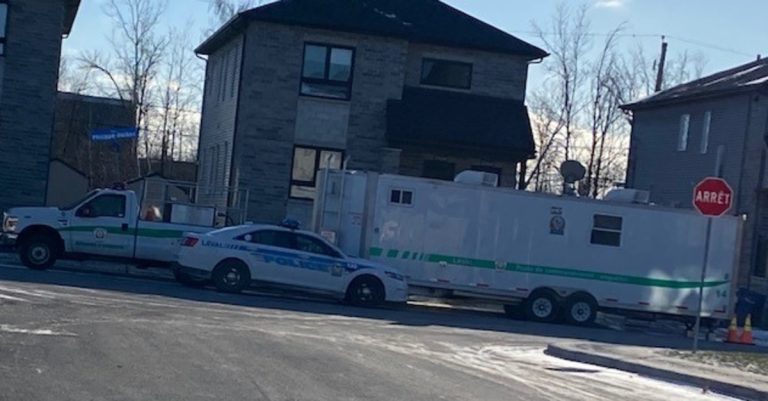 Avocat arrêté près d’une école de Laval pour pornographie juvénile Perquisition Pornographie Juvénile Sainte-Rose rue Philippe-Dolbec