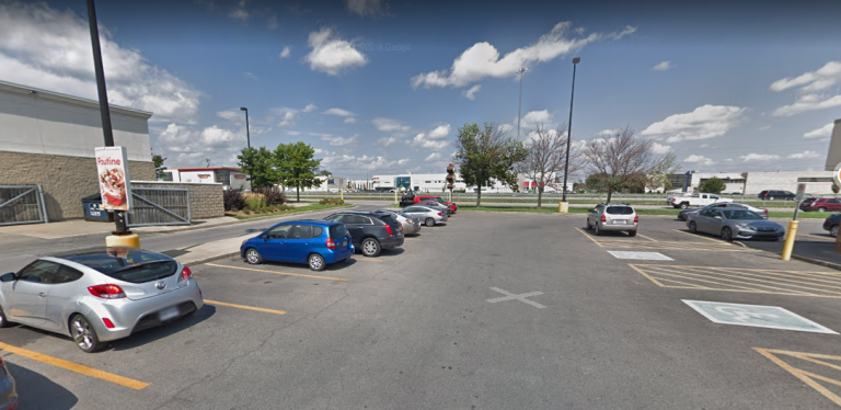 Plus de 200 000 $ d’amendes dans un rassemblement illégal stationnement Tim Hortons Méga Centre Sainte-Dorothée