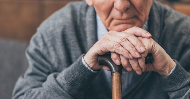 Le coût et la demande des soins aux aînés doubleront d’ici 10 ans aînés