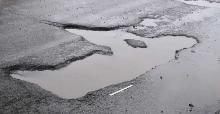 L’état des routes coûte cher à la population québécoise nids-de-poule