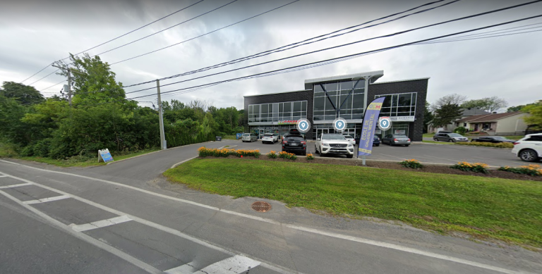 Déversement diesel boulevard Arthur-Sauvé Laval-Ouest