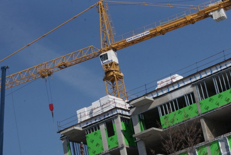 Logements sociaux: Poissant propose un fonds de 50 M$