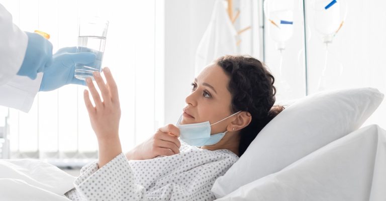 baisse hospitalisations COVID-19