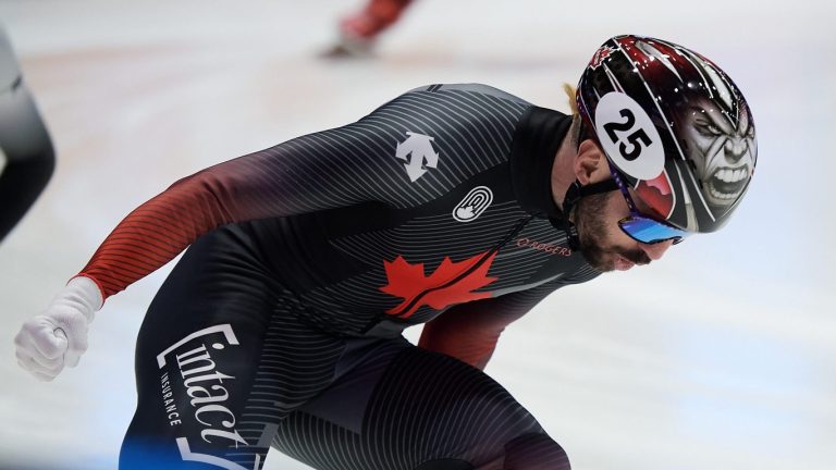 Charles Hamelin conclut sa carrière avec l’or olympique