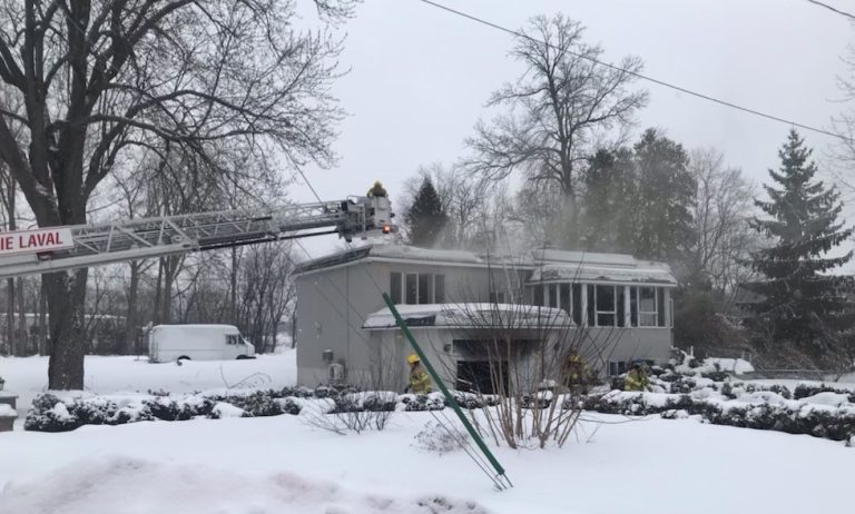 Feu suspect rue Les Plaines Laval-sur-le-Lac