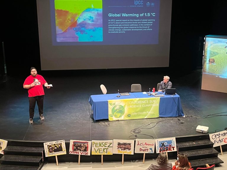 Conférence sur l’urgence climatique à l’école Curé-Antoine-Labelle climatique