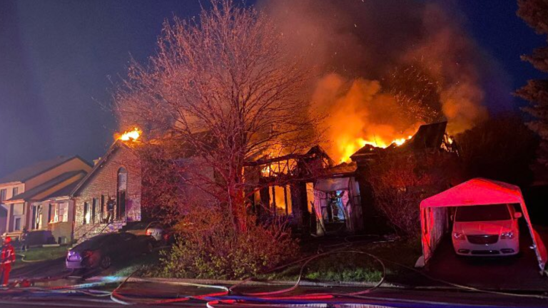 800 000$ de dégâts et 6 personnes à la rue après un feu à Chomedey important Incendie rue Dansereau Chomedey 8 mai 2022