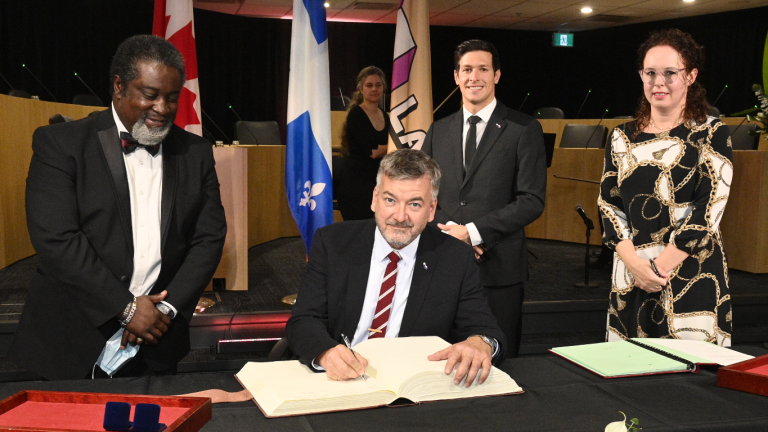 La protection de la langue française sera débattue langue française