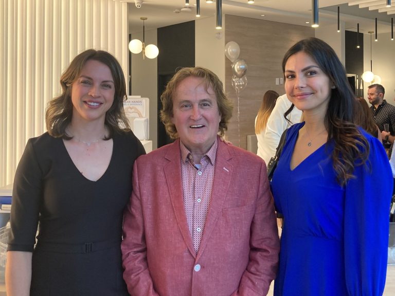 Nouvelle clinique médicale à Chomedey LeBlanc + Savaria